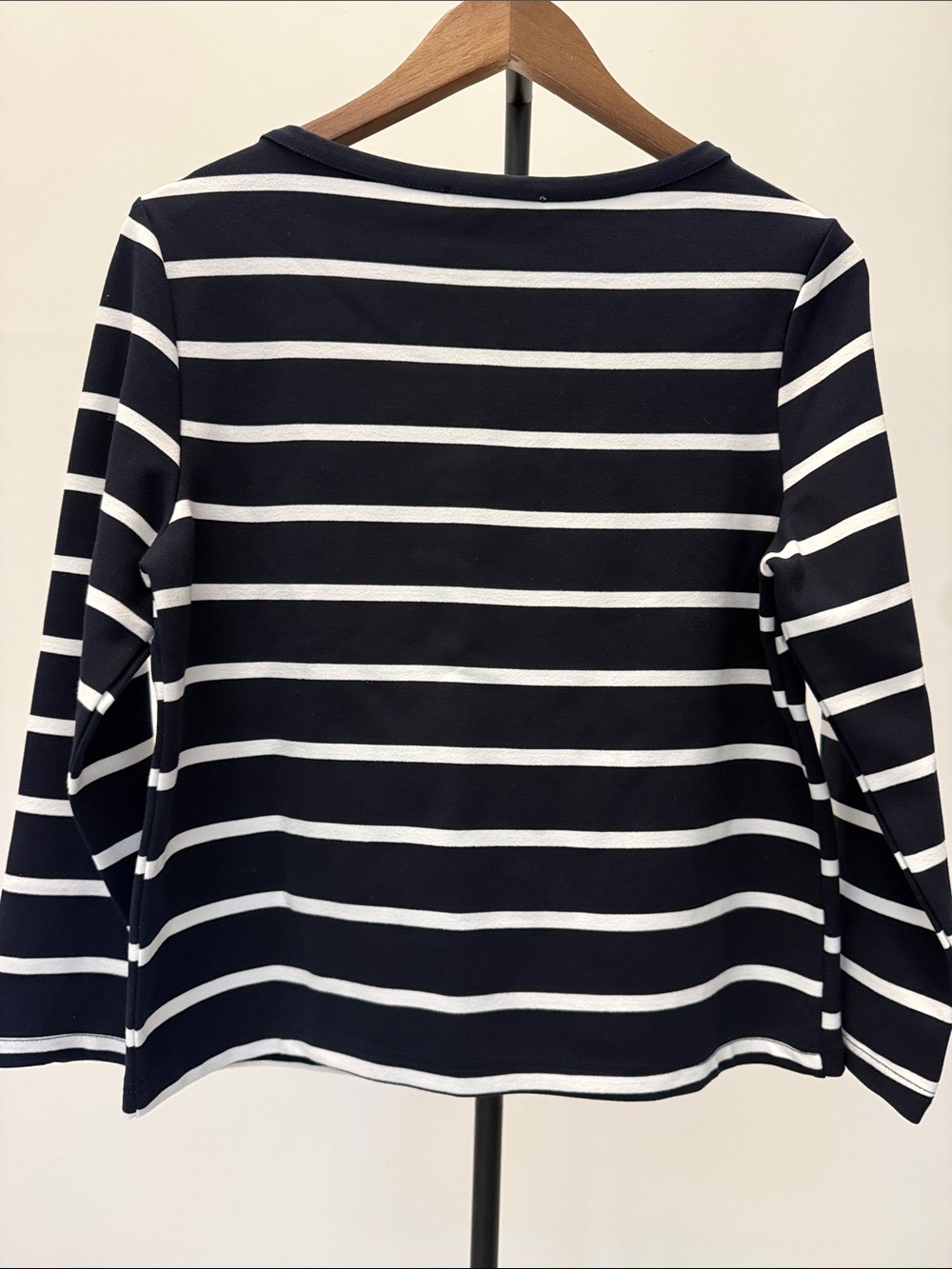 ✨ Haver & Blair Striped Boatneck Top M • Navy White Gold Button Detail ✨ - Picture 7 of 12